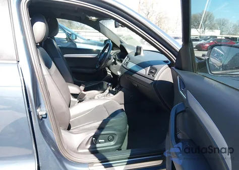 2018 Audi Q3 2.0T Premium/2.0T Sport Premium z USA, uszkodzony, nr VIN WA1BCCFS9JR013041